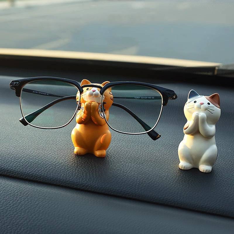New Car Glasses Case Car Interior Sunglasses Case Storage Dashboard Cute Glasses Clip 7J8z