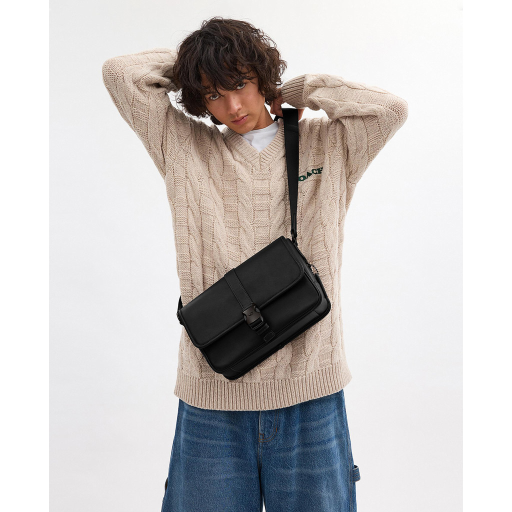 COACH - Túi đeo chéo nam phom chữ nhật League_CU042-BLK