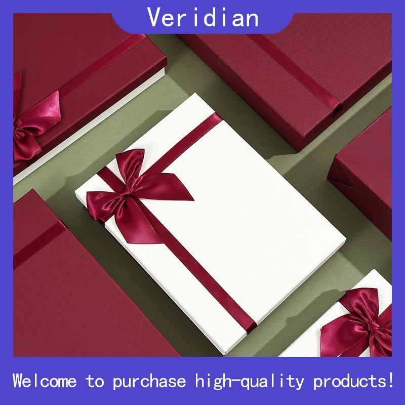 Nến thơm cao cấp Le Cadeau - Charmante - Hương hoa & gỗ, Giúp thư giãn dễ ngủ, quà tặng sinh nhật