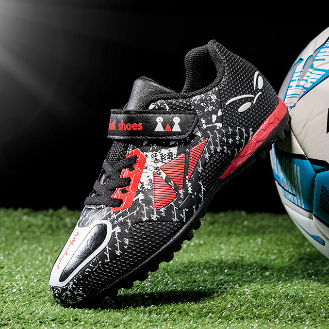 Unisex football shoes lightweight and slip-resistant Summer campus outdoor children's shoes