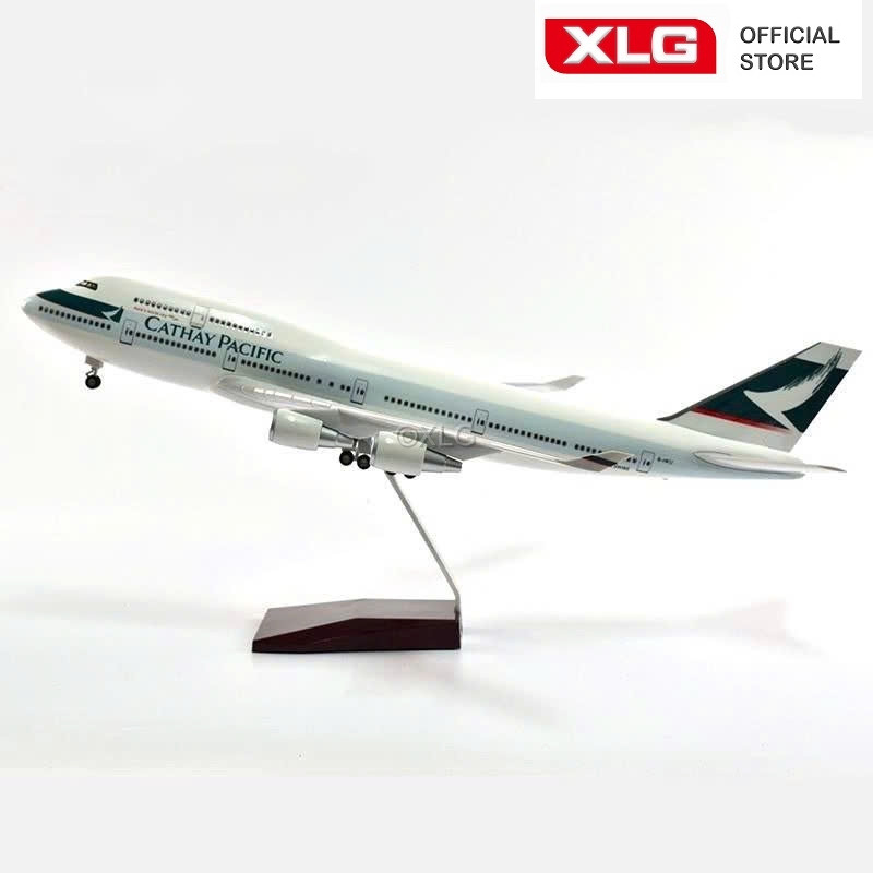 [FREESHIP] Mô hình máy bay Cathay Pacific Boeing B747 47cm – Có đèn LED & bánh xe