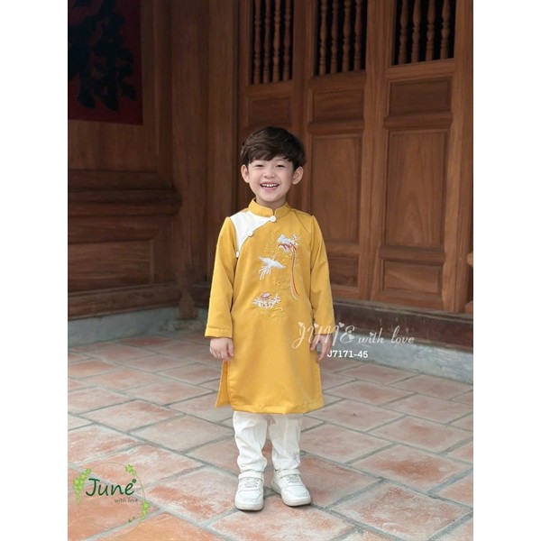 Áo  dài June bé trai 2 màu vàng đỏ tafa thêu hạc lấp lánh