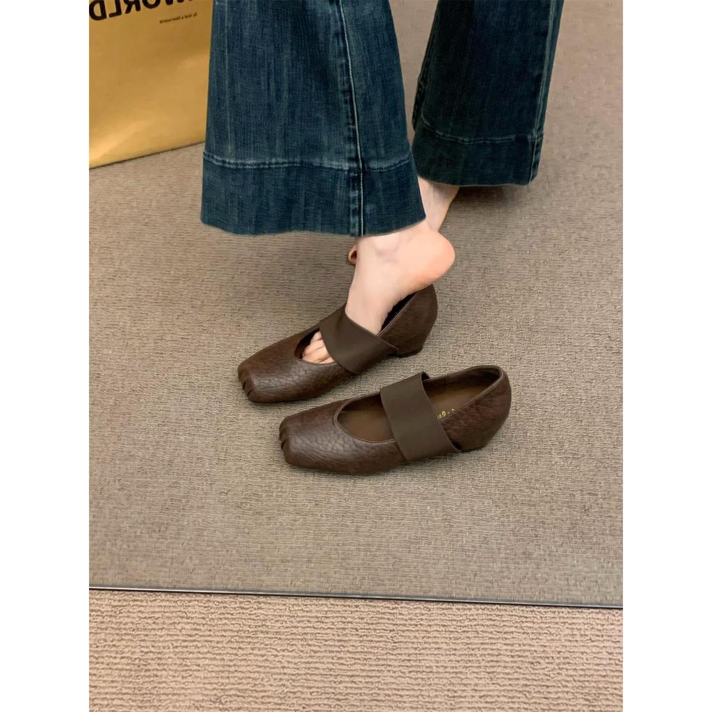 Thời Trang Nữ Giày Bên Trong Chiều Cao Mũi Vuông Mũi Lợn Mary Jane Giày Đơn Nữ 2025 Phong Cách Mới Xuân Thu Đông Ba Lê Dạ Hội