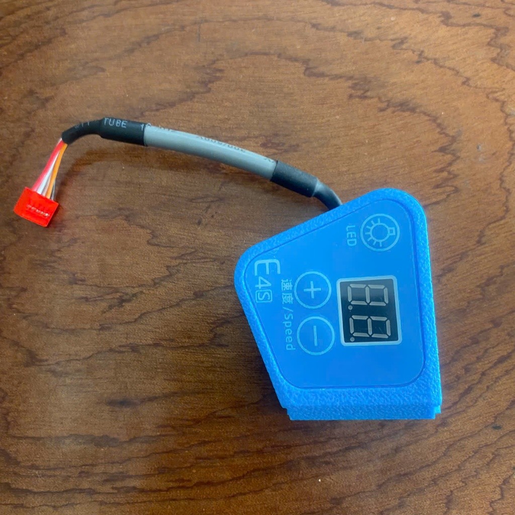 Màn Hình Máy Vắt Sổ JACK E4S – Linh Kiện Thay Thế Chính Hãng, Dễ Lắp Đặt