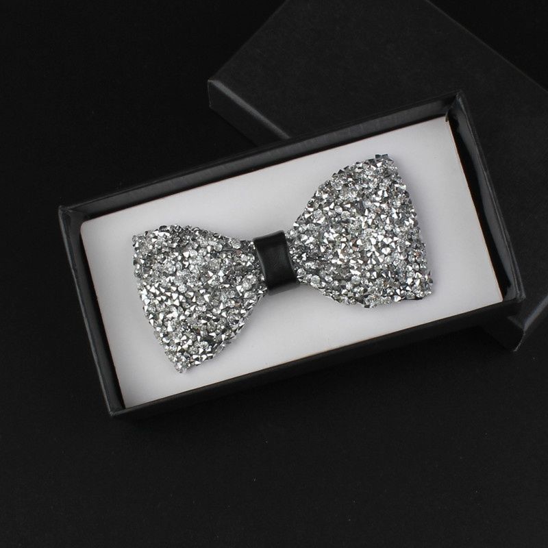 Trẻ em 5 đến 10 tuổi Full Diamond Leather Core Bow Tie Host Dress Boy Bow Tie Accessories Diamond Je