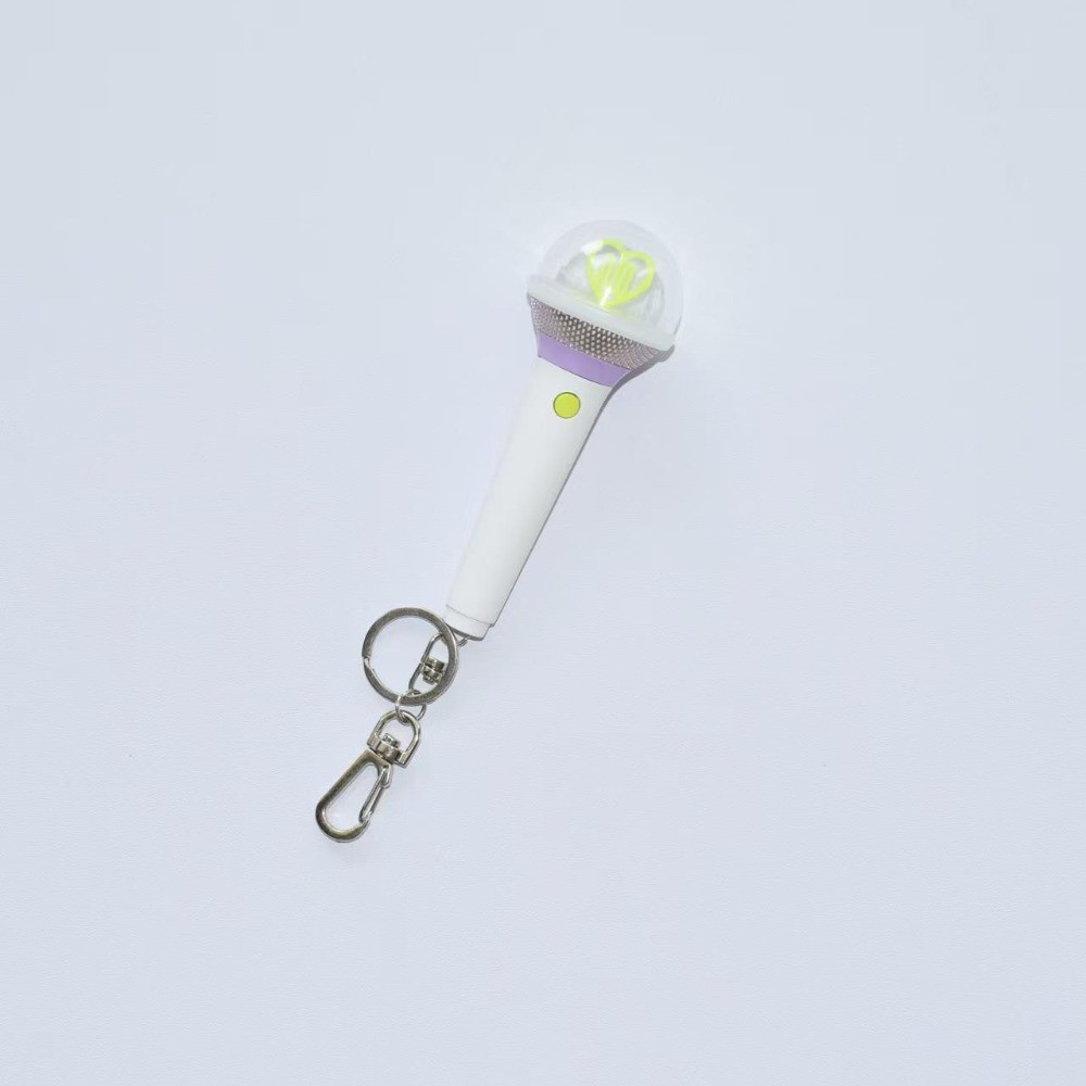 Kpop Idol IU Mini Light Stick Keyring Crown Lamp Bag Móc khóa mặt dây chuyền