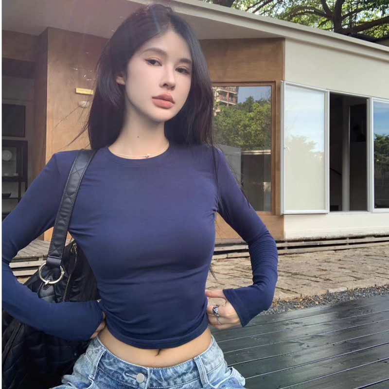 Áo thun nữ dài tay, kiểu crop top just-fit