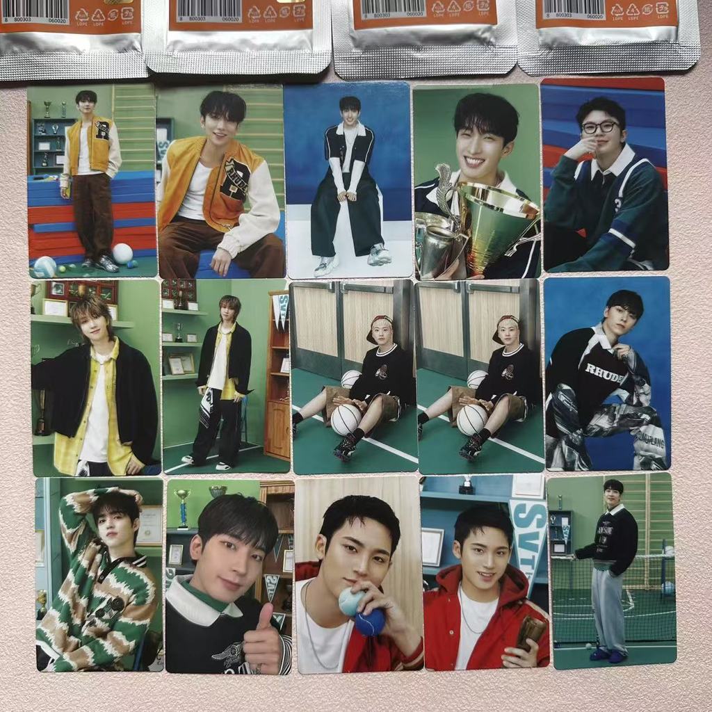 Seventeen Carat Island Thẻ ngẫu nhiên SVT 2025 Carat Island Field Thẻ ngẫu nhiên hàng tuần