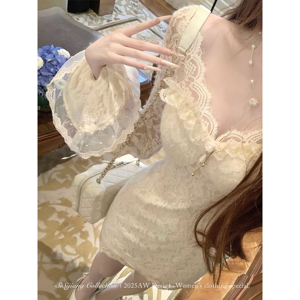 Váy ren hông loe cho cô gái ngọt ngào và gợi cảm | BigBuy360 - bigbuy360.vn