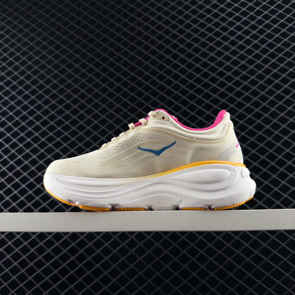 Hoka One One Bondi 9