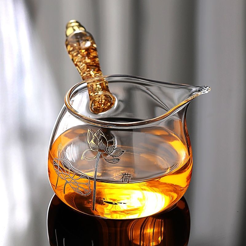 [Bộ trà có sẵn] Cốc hội chợ thủy tinh chịu nhiệt dày Yuanming Gold Silver Burning Tay cầm bằng gỗ Cố