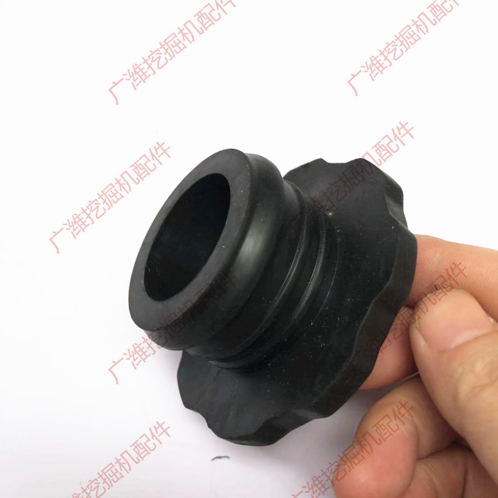 Phụ kiện máy xúc phổ biến Hitachi 200 230-5-6 Nắp dầu Isuzu Động cơ 6BG1 6BD1 Nắp nhiên liệu