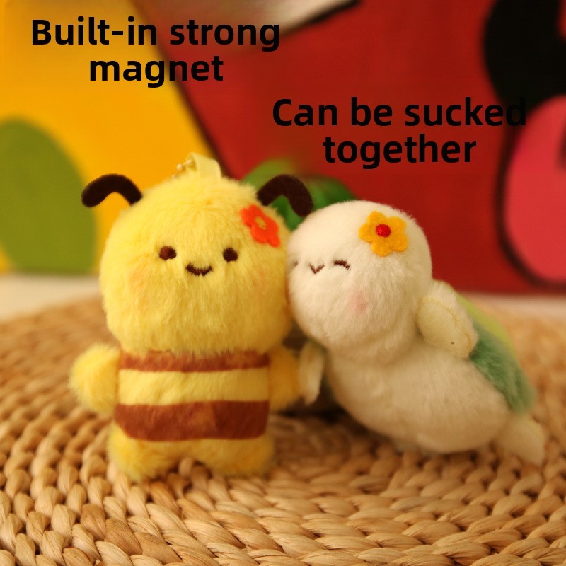 Từ tính Little Bee Turtle Bag Mặt dây chuyền Đồ chơi sang trọng Quà tặng cặp đôi