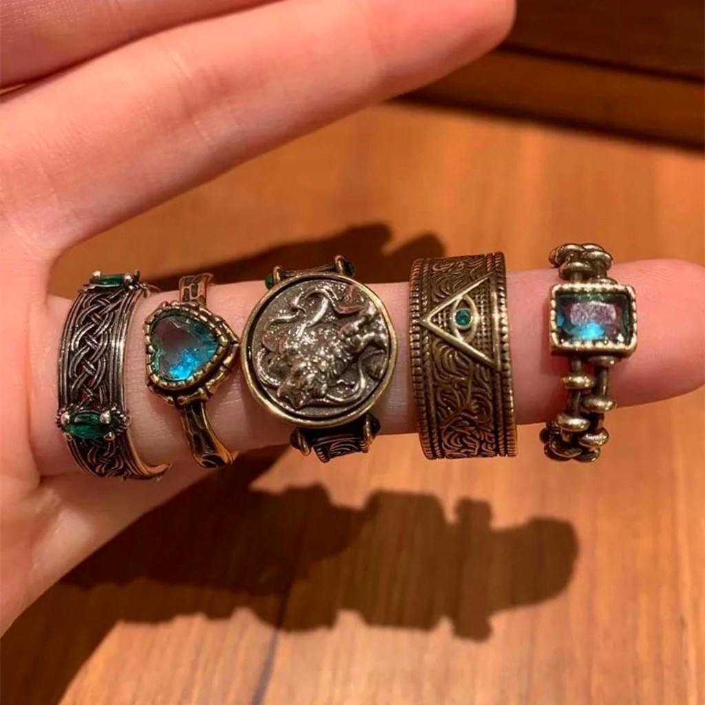 Nhẫn mắt màu xanh trái tim hợp kim cổ điển dành cho nữ