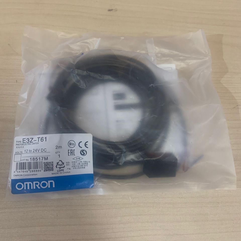 Omron E3Z-T61 E3Z-T62 Cặp Công Tắc Quang Điện Loại Phun E3Z-T81E3Z-LS61 Cảm Biến Nhỏ