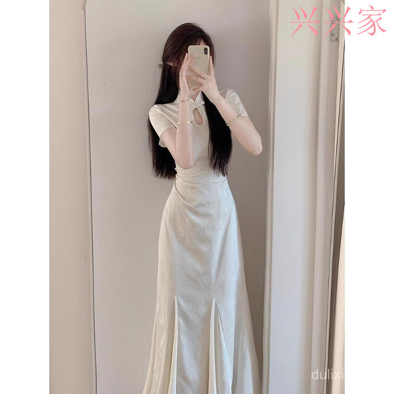 XX Sản phẩm mới bán chạy~~2025 Phong cách retro mới Thiết kế cao cấp Phong cách Trung Quốc mới Qipao