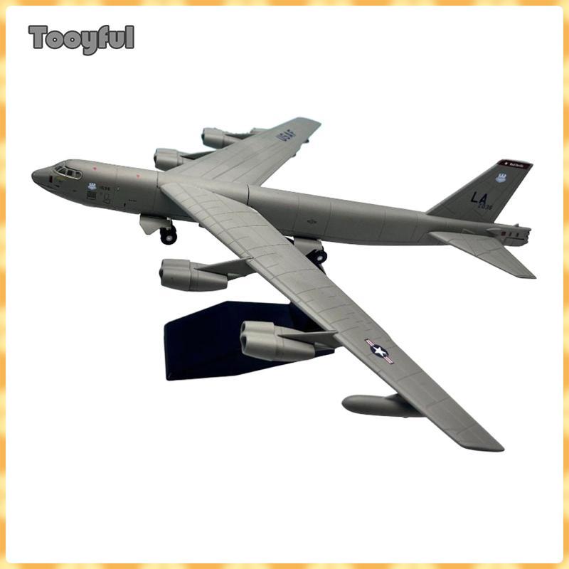 1 / 200 B52 Mô Hình Máy Bay Mô Phỏng Với Đế Màn Hình Máy Bay Mô Hình Hợp Kim Máy Bay Đồ Chơi Cho Tủ 