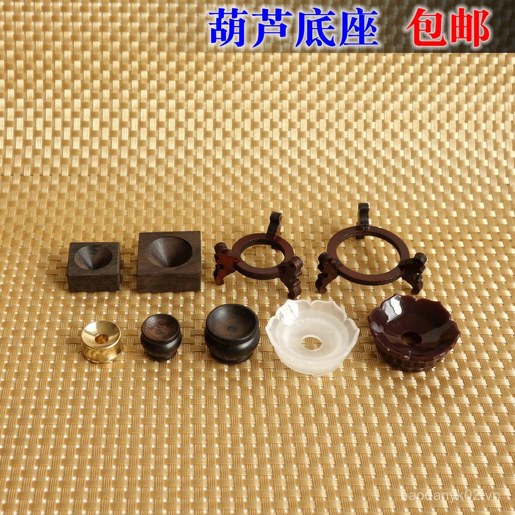 Sản phẩm mới Đế gỗ đàn hương vuông 2-3cm Cỏ Mini vàng Xiaowen Chơi tay xoắn bầu bằng gỗ nguyên khối 