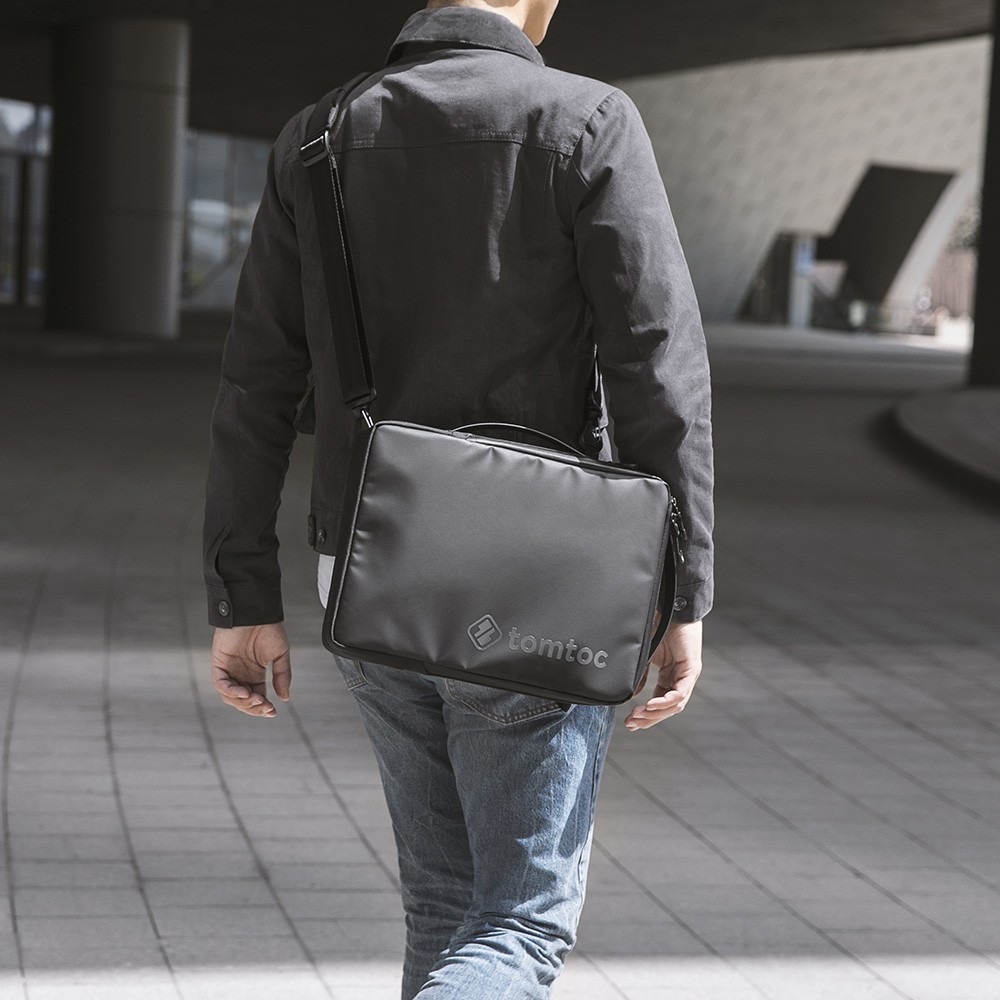 Túi đeo chéo chống sốc cho Macbook/Laptop Tomtoc Urban Codura Shoulder Bags 13/13.6/14/15 inch (A04) | BigBuy360 - bigbuy360.vn