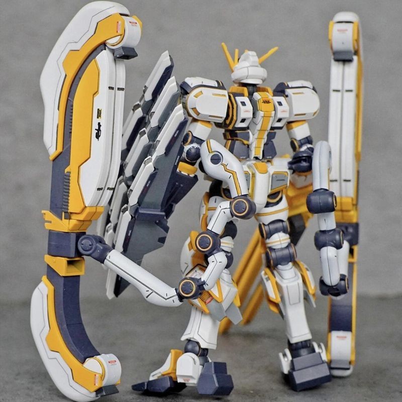 Thương hiệu Gundam HG 1 / 144 Atlas Thunder Universe RX-78AL Atlas Lắp Ráp Model 12003