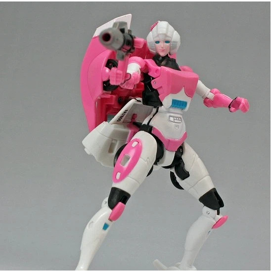 Máy biến áp IDW Arcee