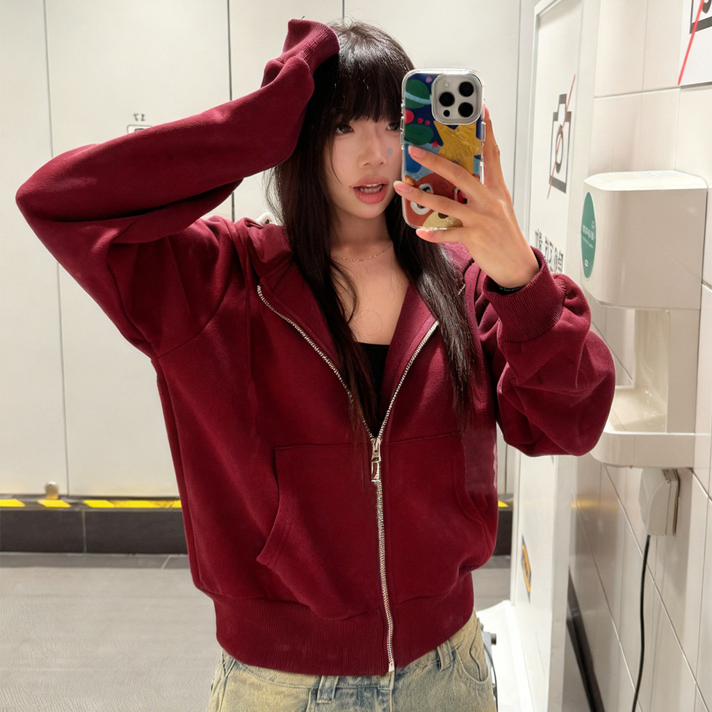 áo khoác mùa đông nữ màu đỏ áo khoác hoodie zip âu mỹ girl phố y2k local brand Salute | BigBuy360 - bigbuy360.vn