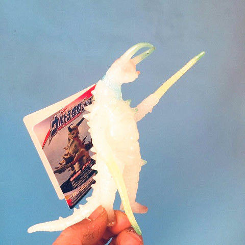 Bandai Dạ Quang Ultraman Quái Vật Cao Su Mềm Búp Bê Gudun Ray King Elle King Dark Luki Elle