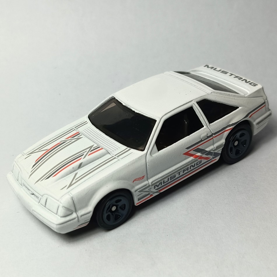 Hotwheels Hotwheels 92 Edition FORD MUSTANG Xe thể thao / Trắng đặc biệt 92 FORD MUSTANG
