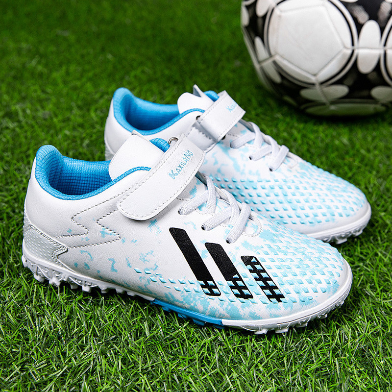 Unisex football shoes lightweight and slip-resistant New Training Shoes for Kids