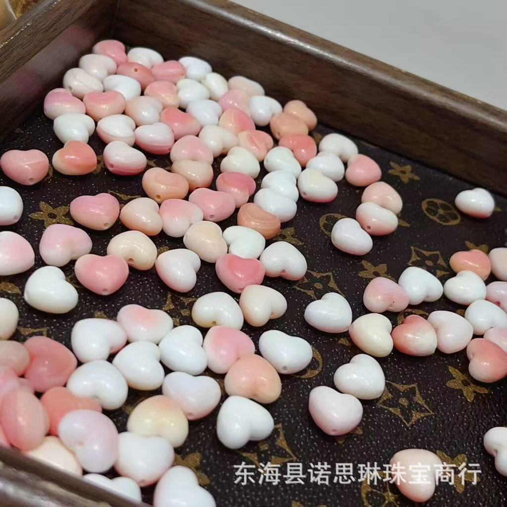 Mới từ Boutique Nữ Hoàng Bei - Vòng Tay Dệt Tay Tự Làm, Thiết Kế Ngẫu Nhiên