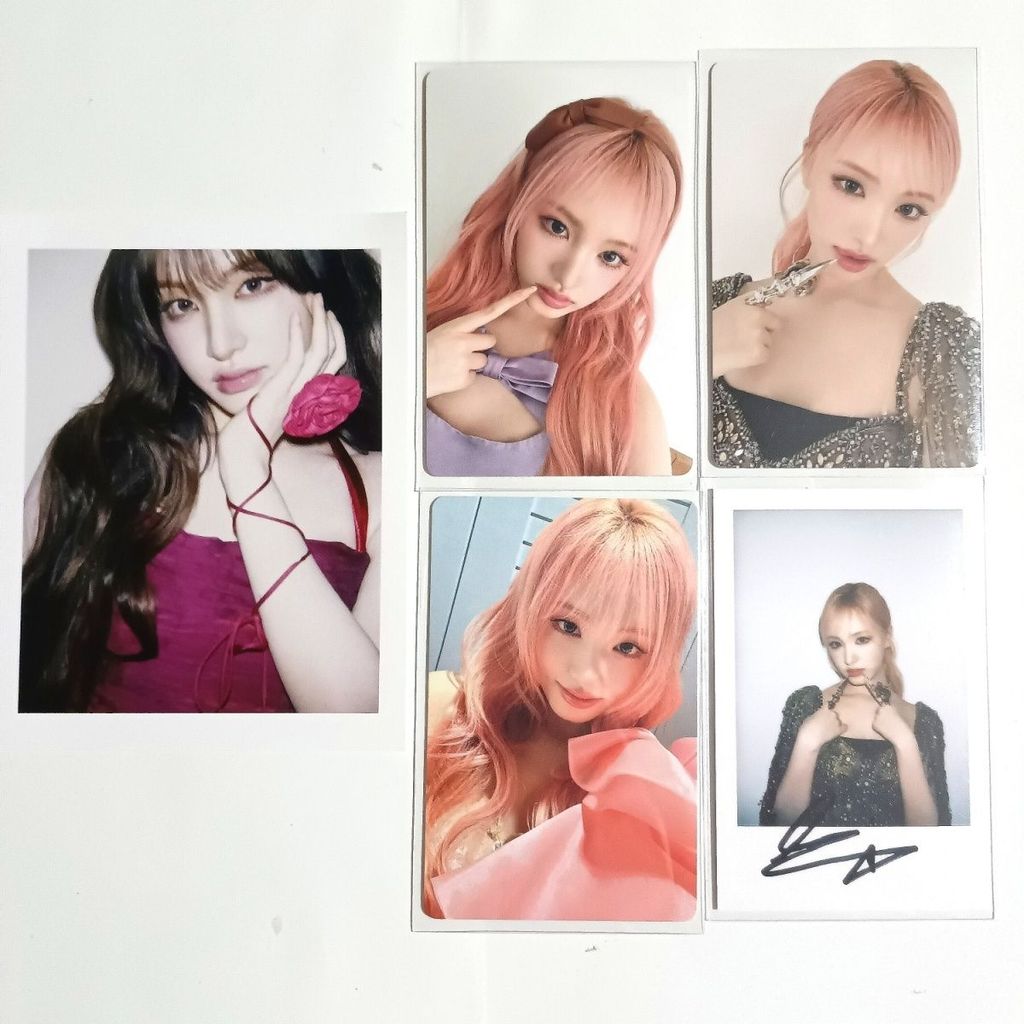 Thẻ nhỏ IVE Fu LIZ Jin Zhiyuan Momentum / Comic Trend Magazine chính hãng