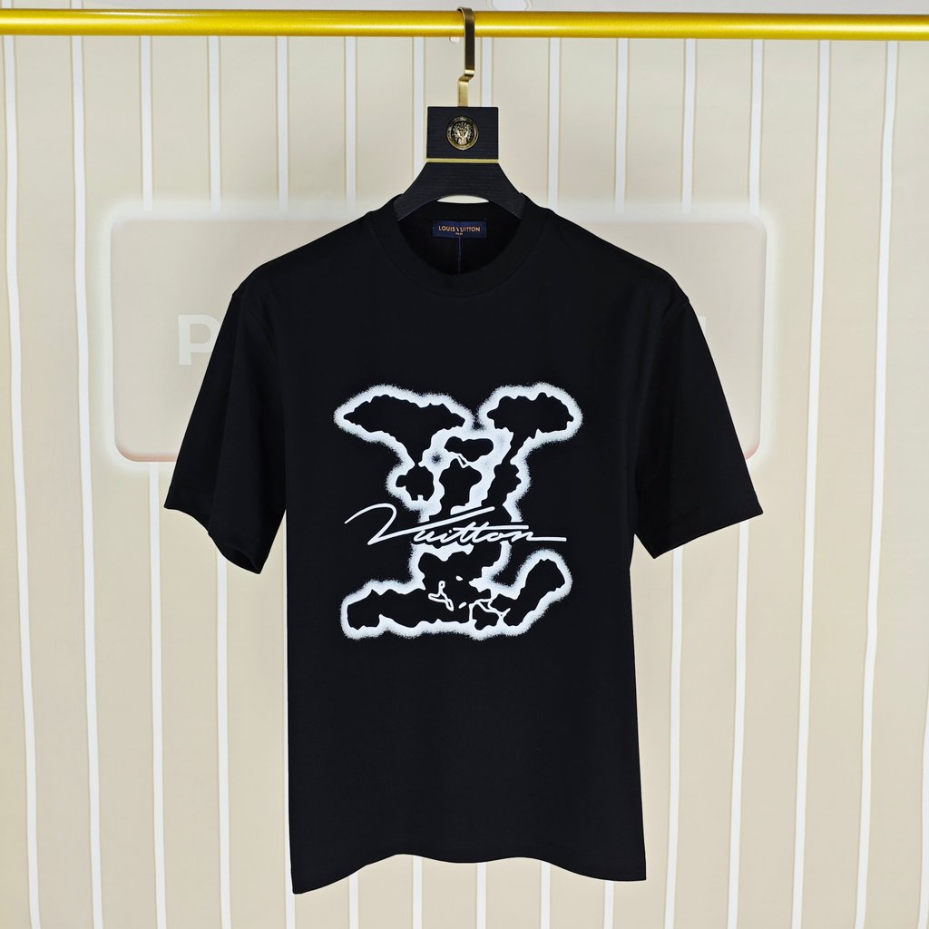 Áo Thun Louis Vuitton Couple Phong Cách Mới Đầu Xuân, Thiết Kế Slim-fit Cổ Tròn Sáng Tạo