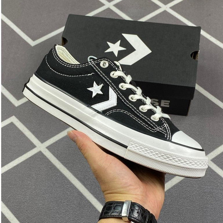 Giày thể thao thông thường Converse One Star Academy Pro Da lộn màu đen cổ thấp