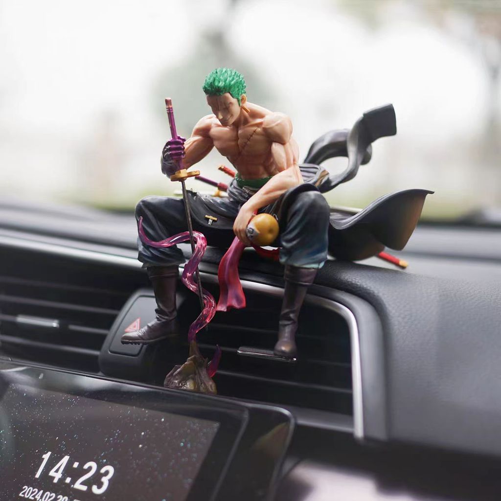 One Piece One Piece Độc Đoán Zoro Luffy Boy Đẹp Trai Xe Khung Xe Trang Trí Búp Bê Hình Quà Tặng Mô H