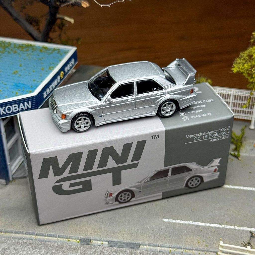 MINIGT 1 / 64 Benz 190E #852 Hợp kim bạc Diecast Đồ chơi mô hình ô tô Quà tặng sinh nhật