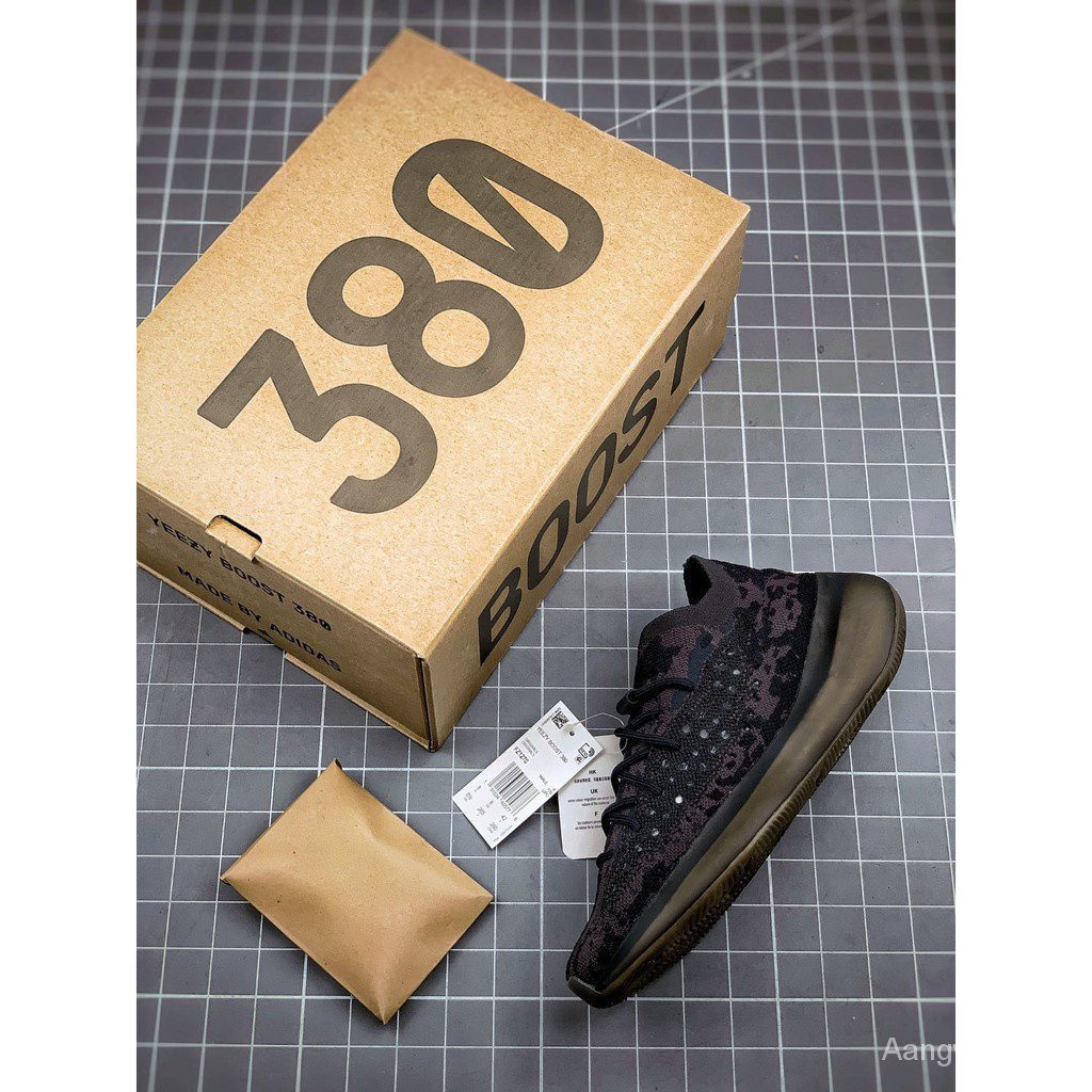 Giày chạy bộ thể thao nam VF6U Yeezy Boost 380 "Onyx".