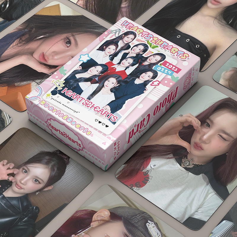 50 Cái / hộp Hearts2Hearts Holographic Card Carmen YUHA YE-ON STELLA JUUN IAN JIWOO A-NA H2H Photoca