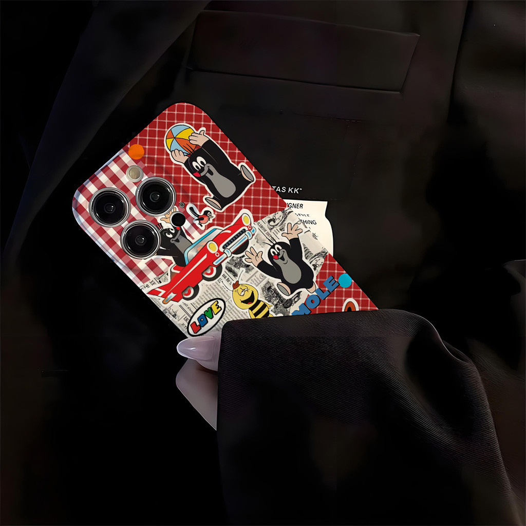 Retro Little Mole Collage Glossy Full-Cover Bottom-Opening Phone Case cho iPhone 17 16 15 14 13 12 1