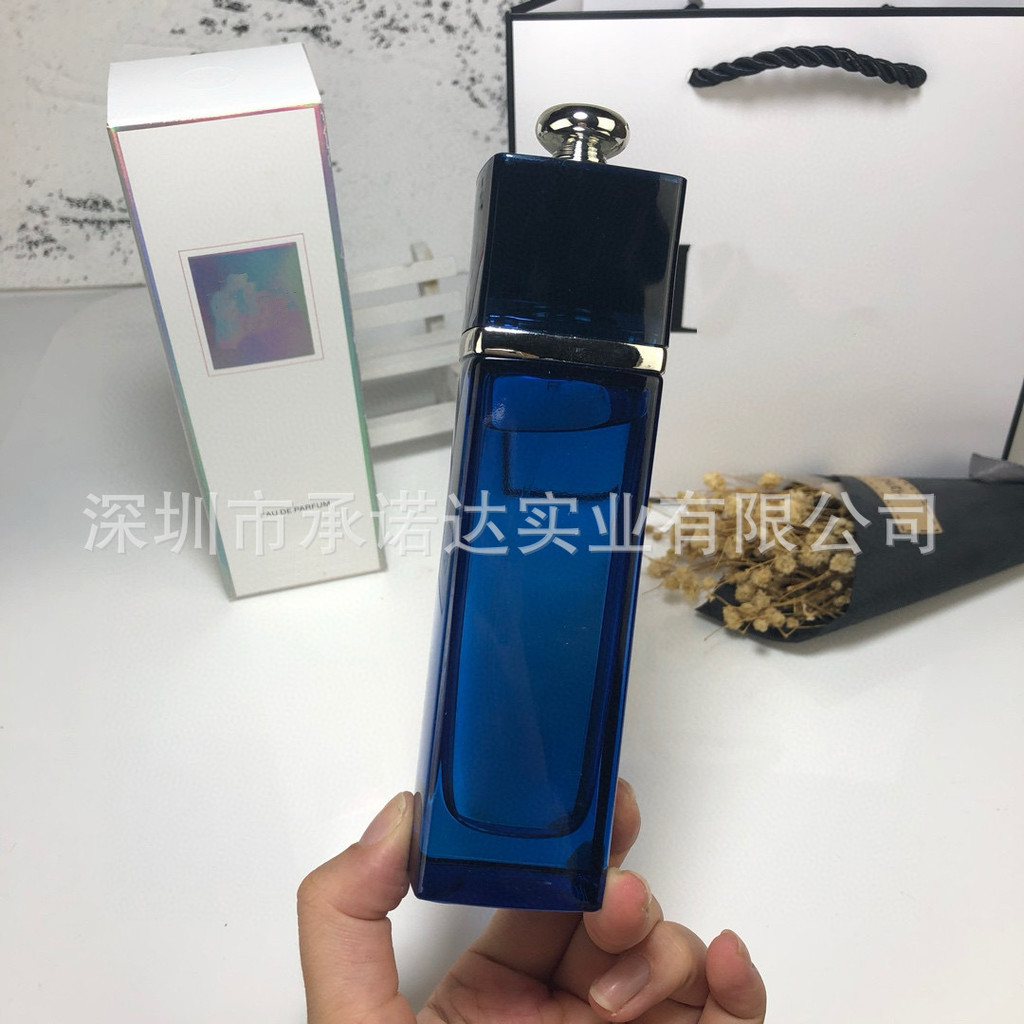 Nước hoa xuyên biên giới Việt Nam Gói trang trọng Pink Charm 100ml Nước hoa nữ Nước hoa Blue Charm