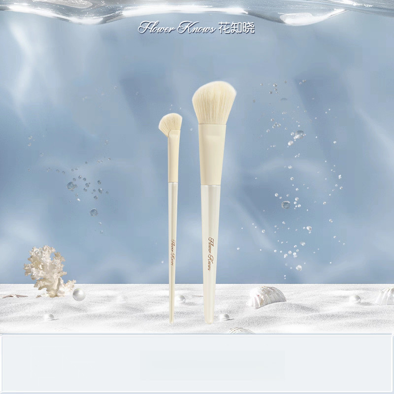 Flower Knows Bộ Bàn Chải Mỹ Phẩm Hai Mảnh Bột Blusher Nổi Bật Mũi Bóng Bàn Chải Hồ Sơ Bàn Chải Trang