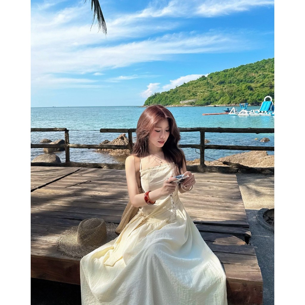 Đầm dài nữ THE C.I.U, váy maxi hai dây dáng dài form xòe nhẹ nhàng đi biển – Livy Dress | BigBuy360 - bigbuy360.vn