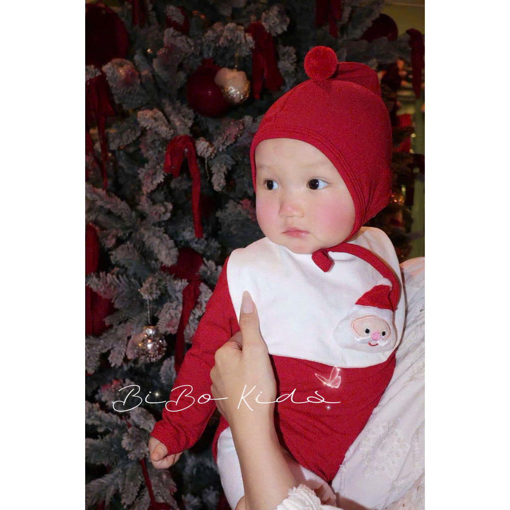 Body Đỏ Cotton Dài Tay Kèm Mũ Chóp Cục Bông - BD114