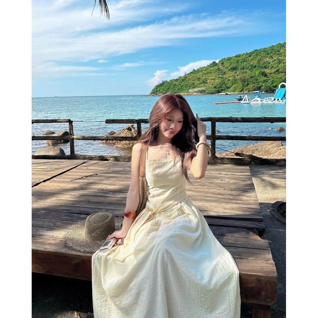 Đầm dài nữ THE C.I.U, váy maxi hai dây dáng dài form xòe nhẹ nhàng đi biển – Livy Dress | BigBuy360 - bigbuy360.vn