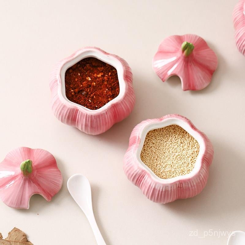 Hũ đựng gia vị hình củ tỏi bằng gốm sứ vẽ tay, hũ đựng gia vị trang trí dưới men, hũ đựng gia vị nhà