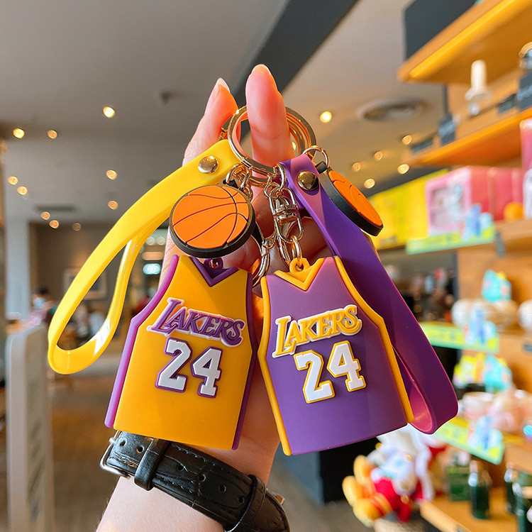 James Kobe Lakers Jersey Chìa Khóa Mặt Dây Chuyền Schoolbag Mặt Dây Chuyền Quà Tặng Ngày Lễ James Ko