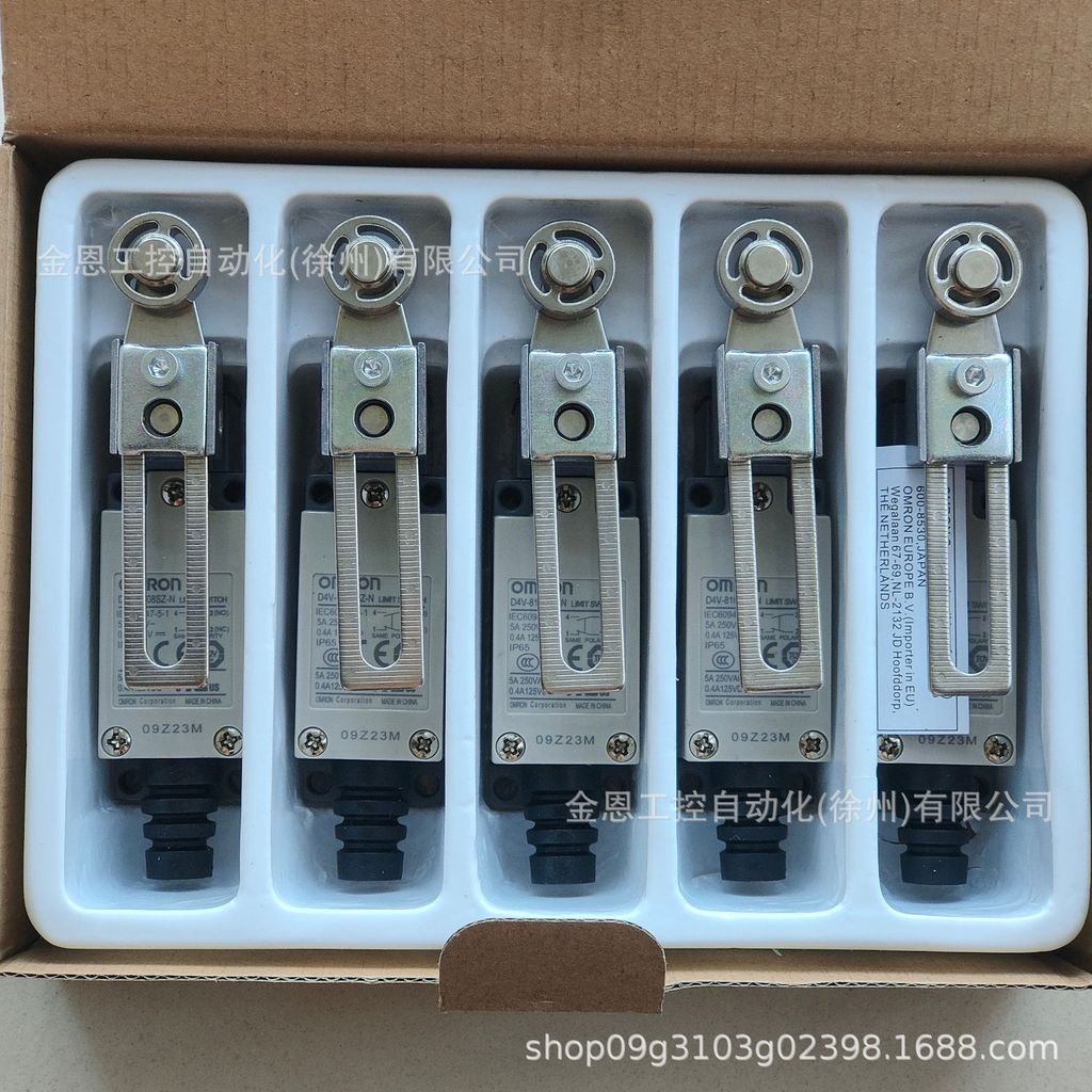 Công tắc giới hạn Omron D4V-8108SZ-N chính hãng hoàn toàn mới