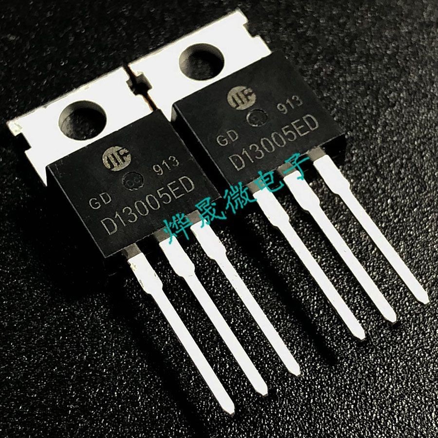 D13005ED TO-220 Bộ chuyển đổi nguồn NPN hoàn toàn mới 4A / 700V Hàng có sẵn có thể bắn trực tiếp