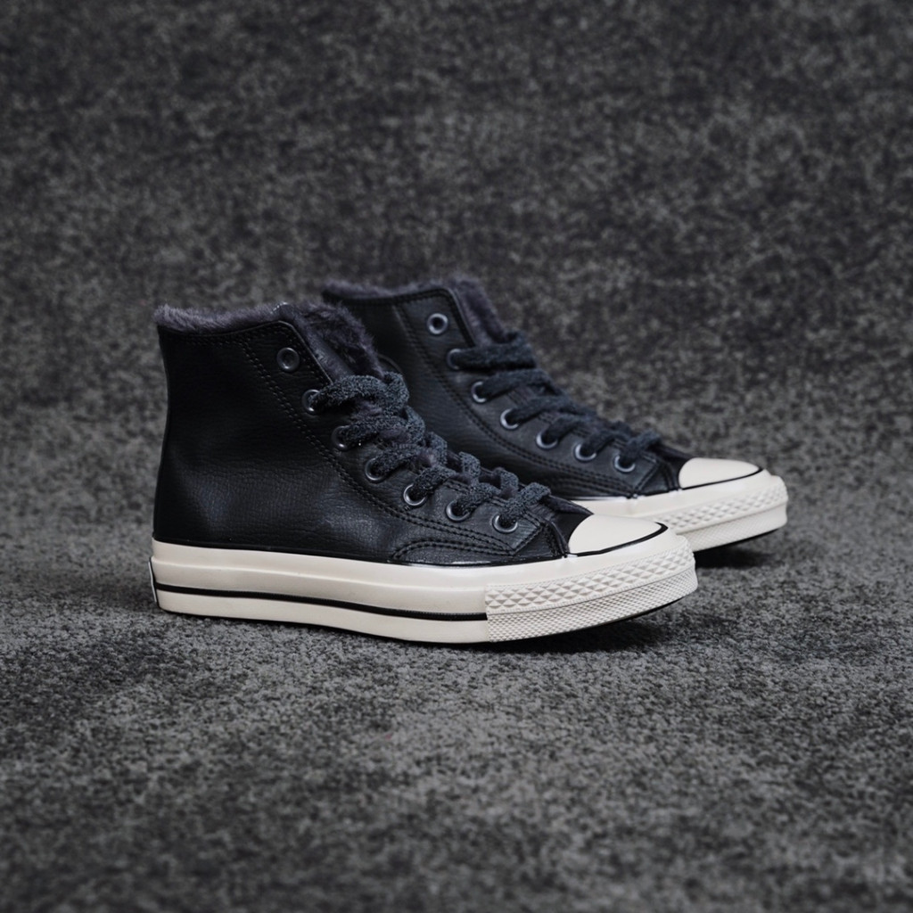 Giày thể thao thông thường có lông cao cấp bằng da màu đen Converse Chuck 70s