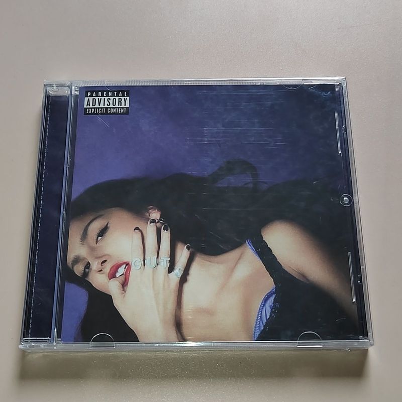 Album nhạc Olivia Olivia Rodrigo Guts 2023 CD5-13