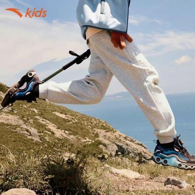 ANTA Kids Quần Nỉ Jogger Dài bé trai 352547711U. Nỉ Dài, Bo Gấu, Dày Giữ Ấm, Thoải Mái Vận Động